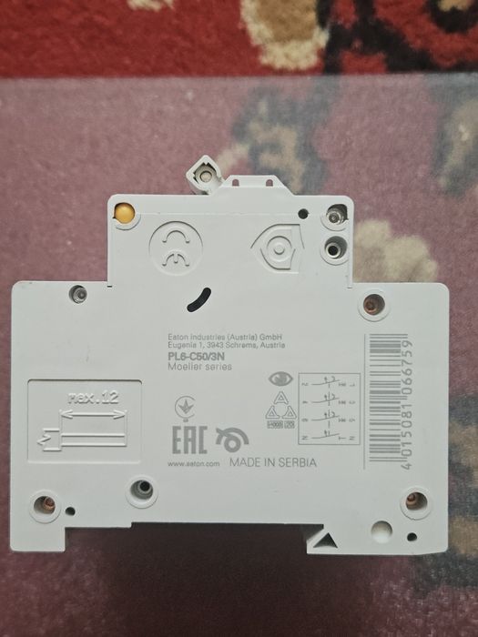 Siguranta automata Eaton 3P+N 50A 6KA PL6-C50/3N