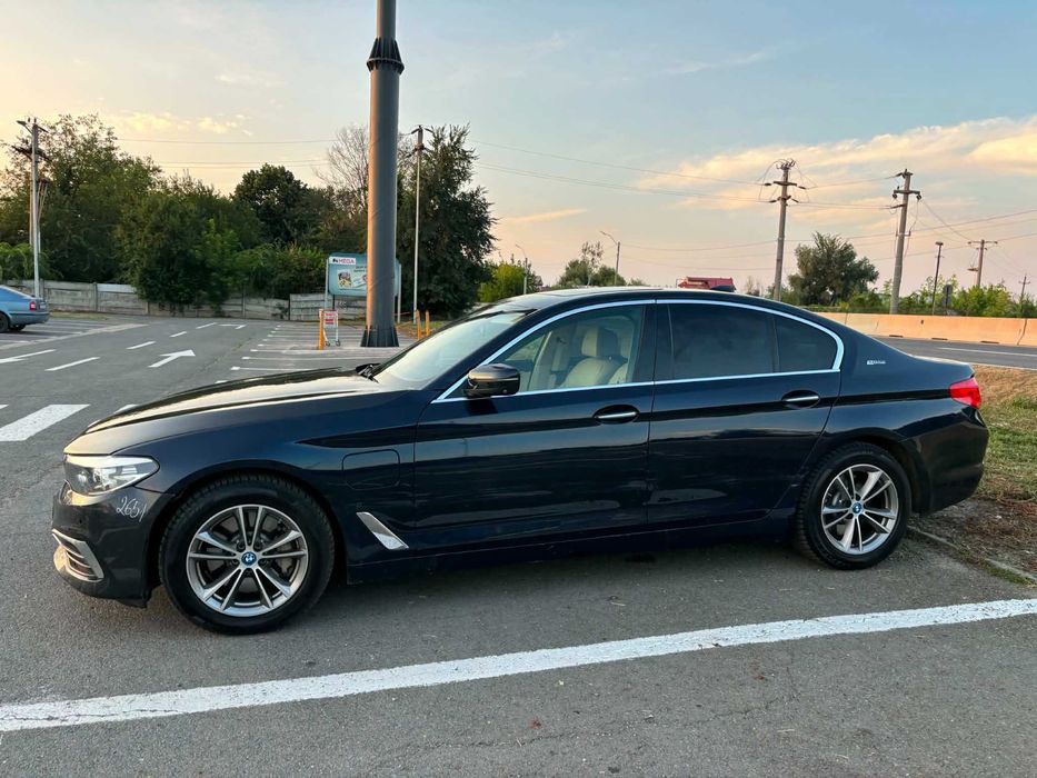 BMW 530e , Plug in Hybrid ,usor avariat  ,Pret FIX!