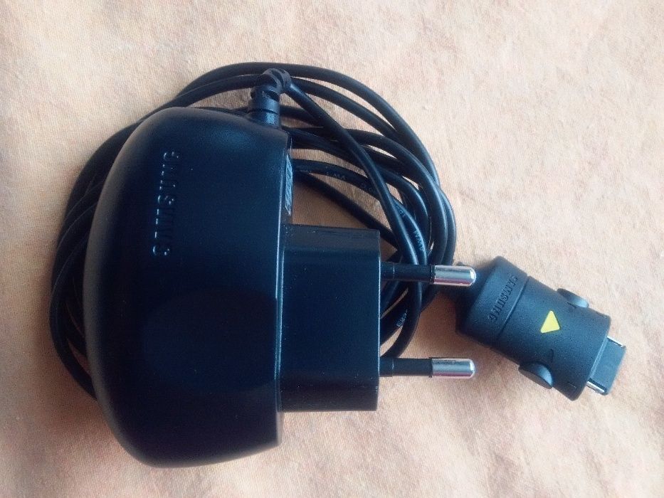 Зарядни за мобилни телефони