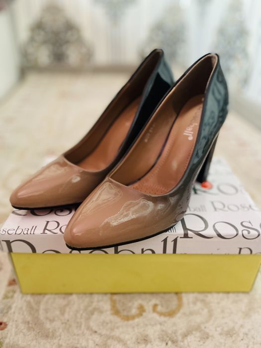 продам новые туфли.