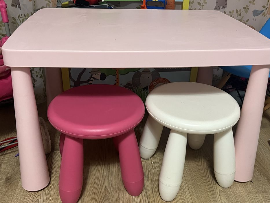 Детска маса с табуретки икея