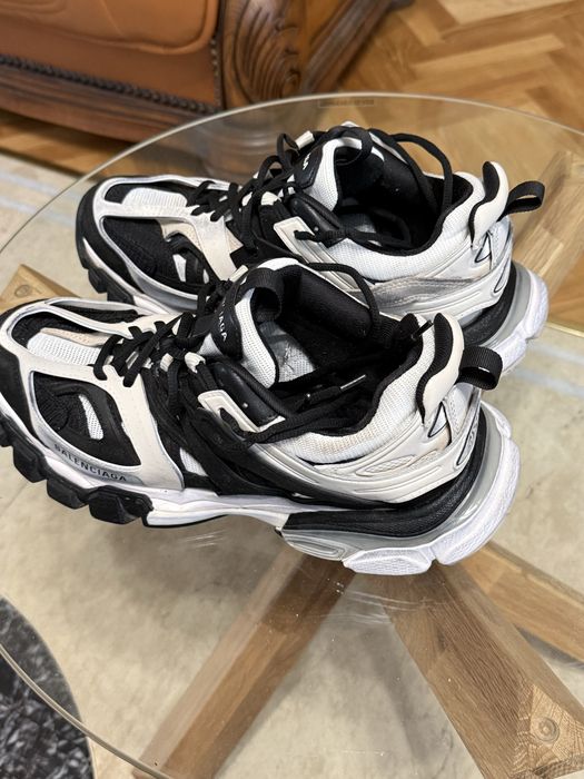 Balenciaga Track 43