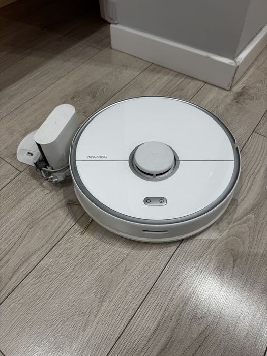 Roborock S5 Max aspirator si mop