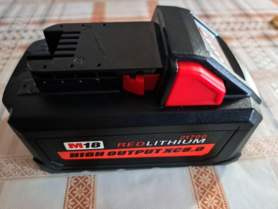 Reparații acumulatori Li-ion / LiFePO4 – Celule 18650/21700, BMS,