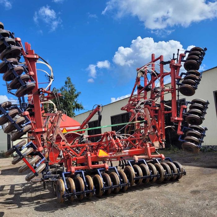 Трактор Buhler 2375