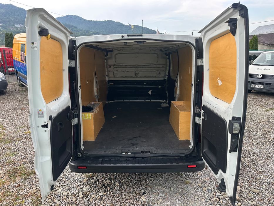 Renault trafic 3 2019 euro 6. Lung