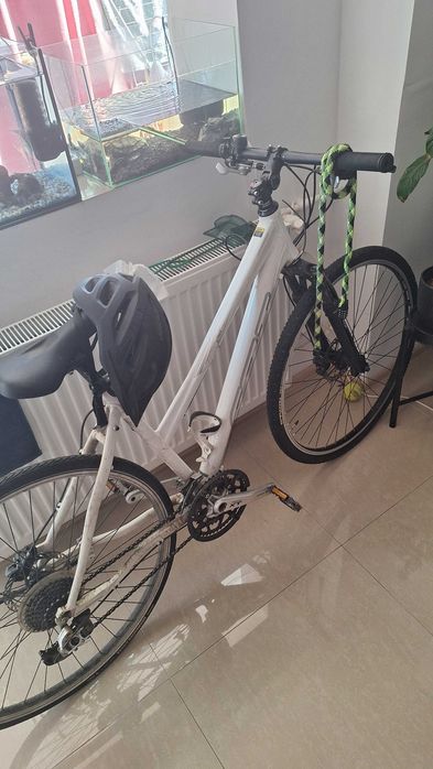 Bicletă Cross / Trekking Felt - Echipare Shimano Deore XT / Cauciucuri Noi