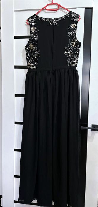 П л а т ь е  вечернее шикарное