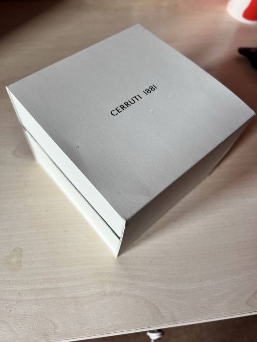 Мужские наручные часы, Cerutti