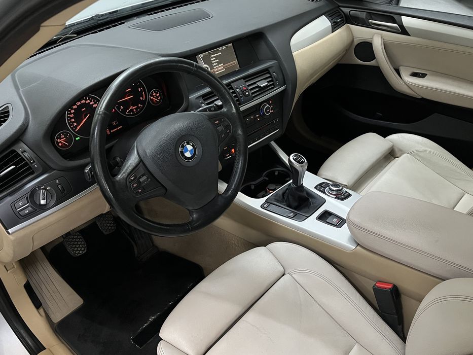 Bmw x3 Posibilitate rate / Panoramic / 2.0 Diesel