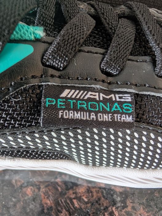 Маратонките Puma