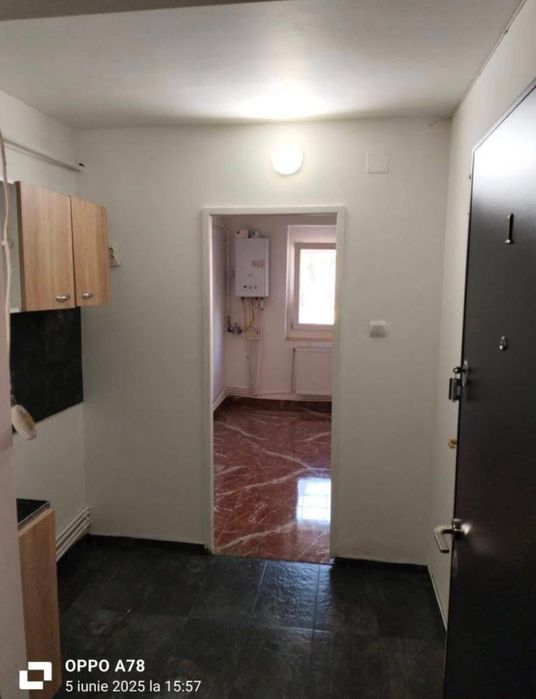 Camera camin cu centrala zona liceul pedagogic