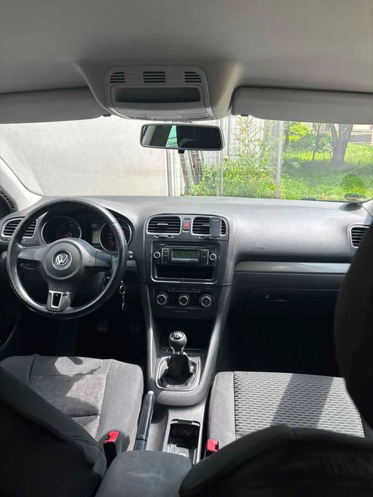 VOLKSWAGEN Golf 2010 — imagine 4