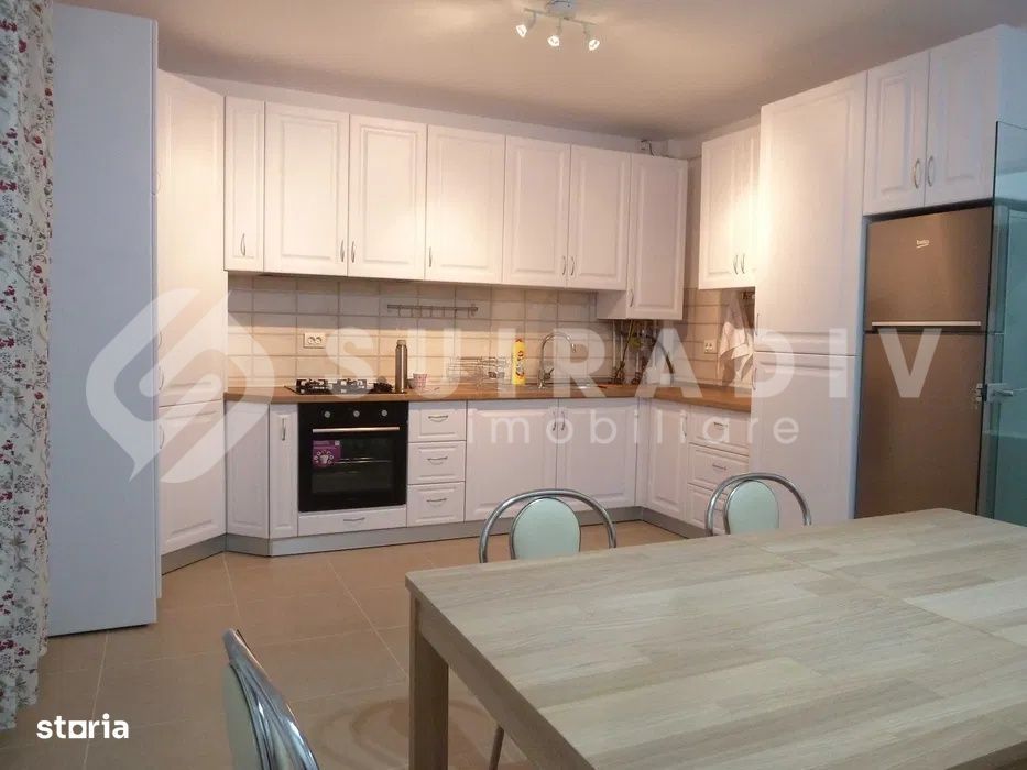 Apartament cu curte proprie, 4 camere, 2 bai, parcare- Europa