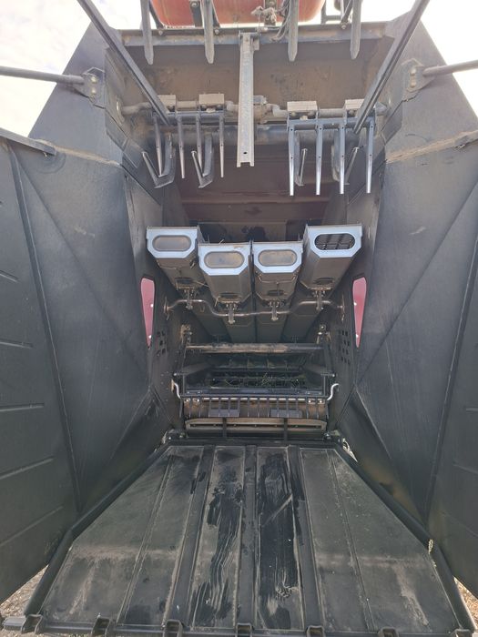 Продам Комбайн Есиль 740