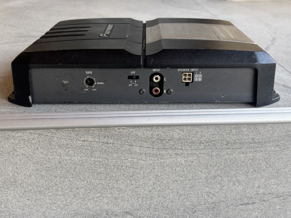 Subwoofer tub JBL , difuzor Domotec + statie Pioneer