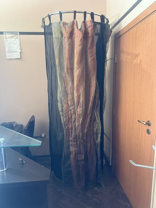 Пробна със закачалка и завеса от тюл 20€