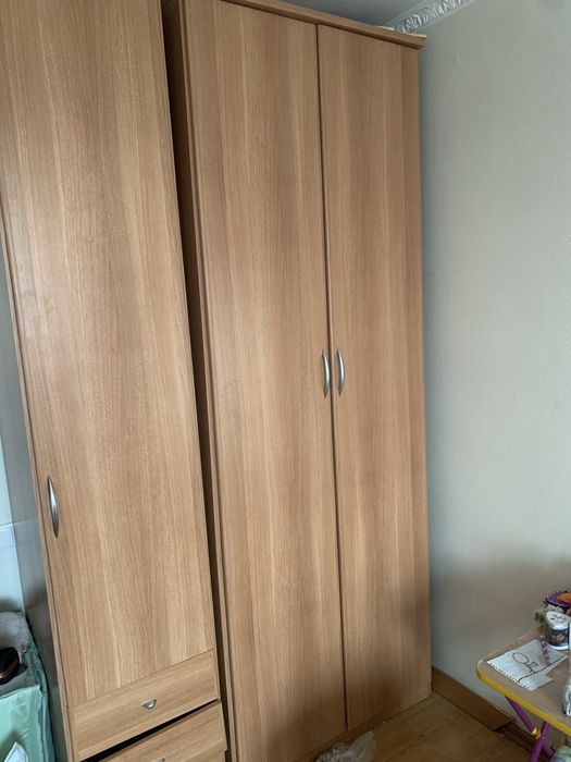 Спальний гарнитур.