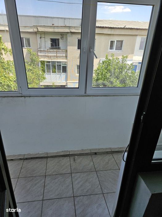 Vand ap cu 3 camere zona Orizont