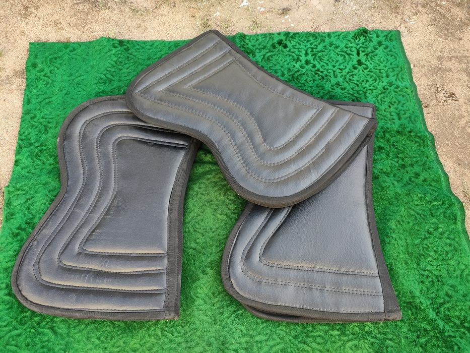 Продам кожаный потник