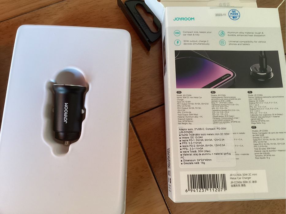 Adaptor auto / incarcator telefon USB tip C.