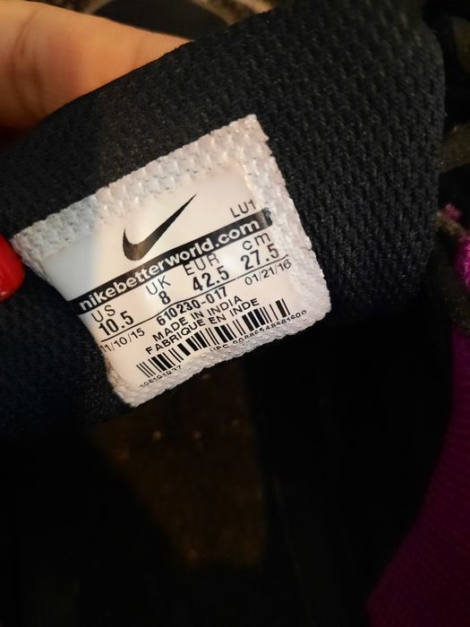 Маратонки Nike T-LITE XI