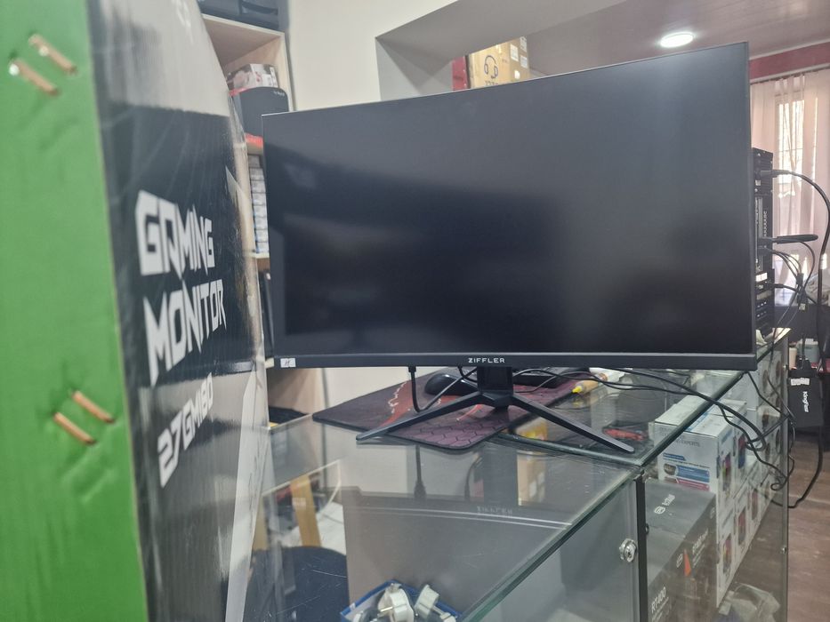 Ziffler GAMING 27 curved 180hz yaxshi holatda