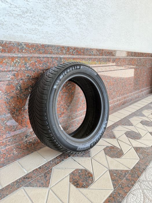 Donali michelin balon sotiladi 235/50/18