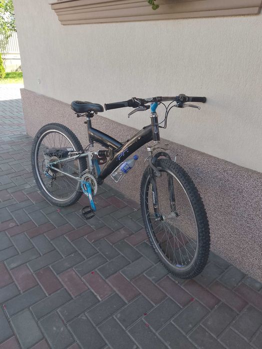 Vând bicicleta full suspension prince