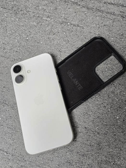 iPhone 16  256 GB