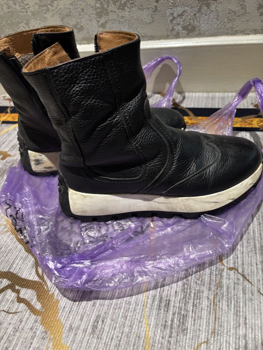 Продам кожанный обувь сапоги