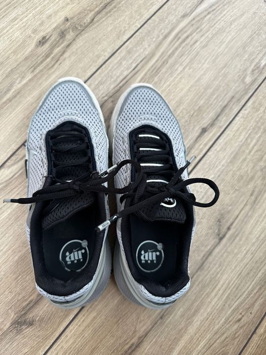 Маратонки Nike Air Max 38,5
