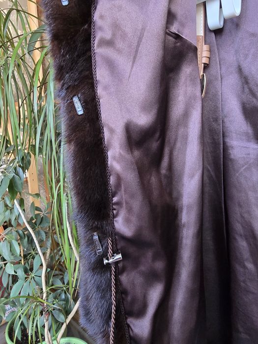 Продам норковую шубу