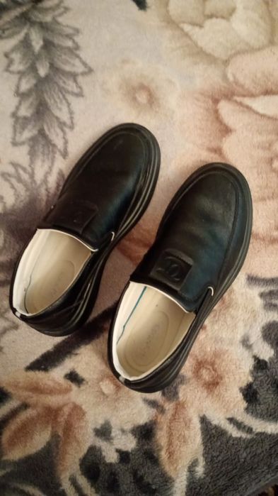 Продам мужские туфли