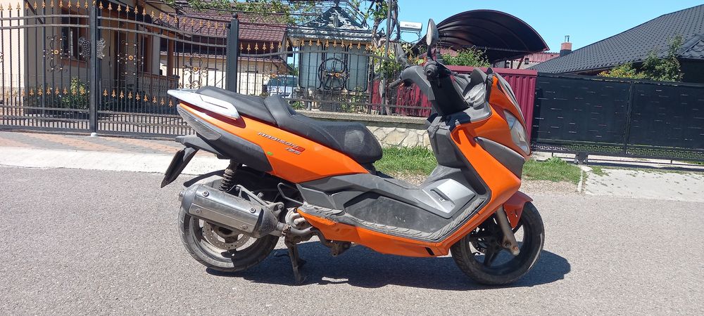 Vand scuter malaguti 125 cm.