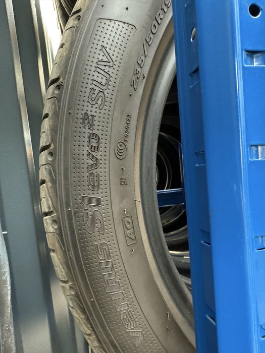 Hankook Ventus 235/50/19