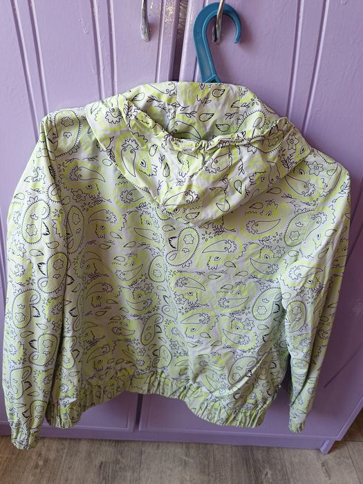 Ветровка женская