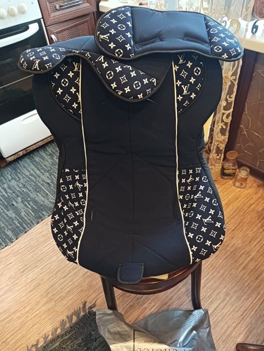 Продам чехол на детское автокресло