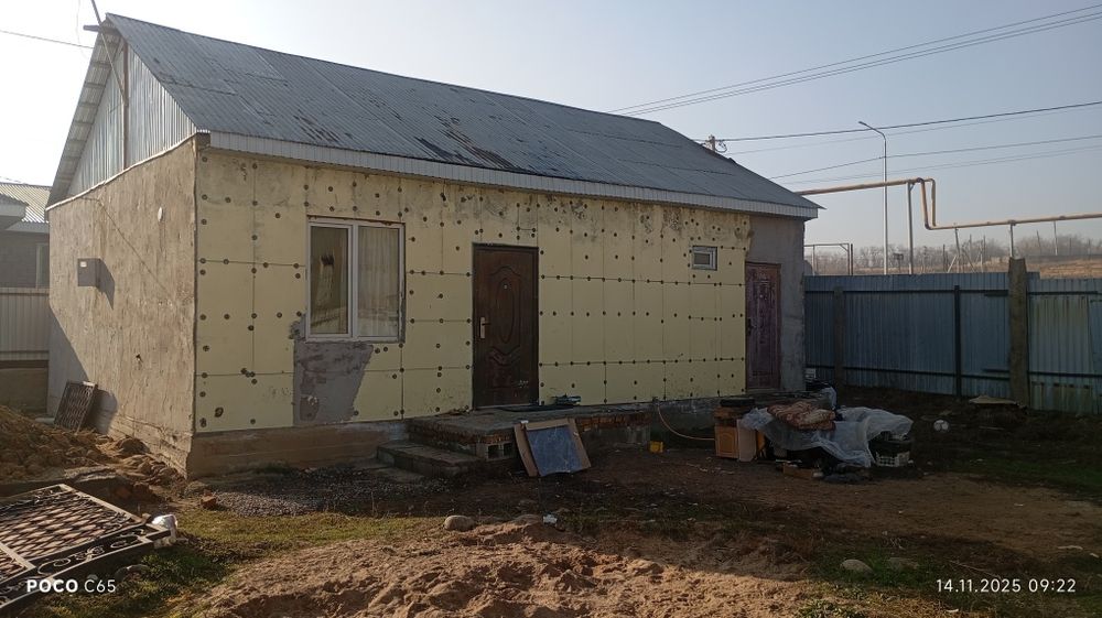 Мектепке жақын үй сатылады