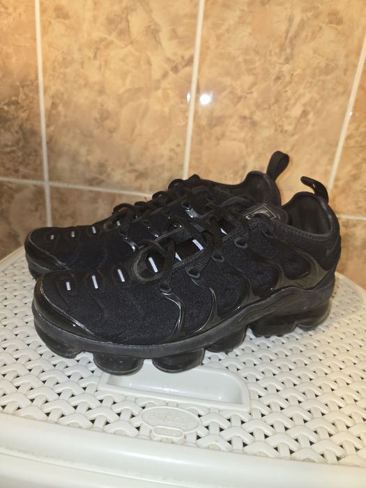 Reparatii adidasi perne de aer Nike Air Max 270 / 720 / Vapormax