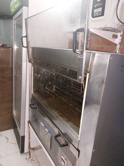 Продаётся гриль аппарат