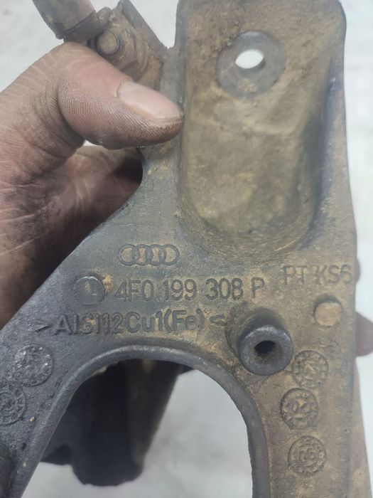 Suport motor dreapta 4f0199308p Audi A6 4F/C6  [din 2004 pana  2008]