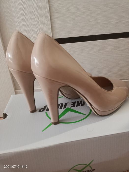 Лакированные туфли