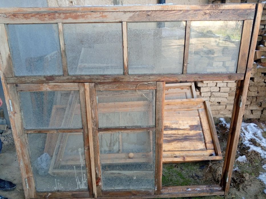 Taxtadan eshik romlar