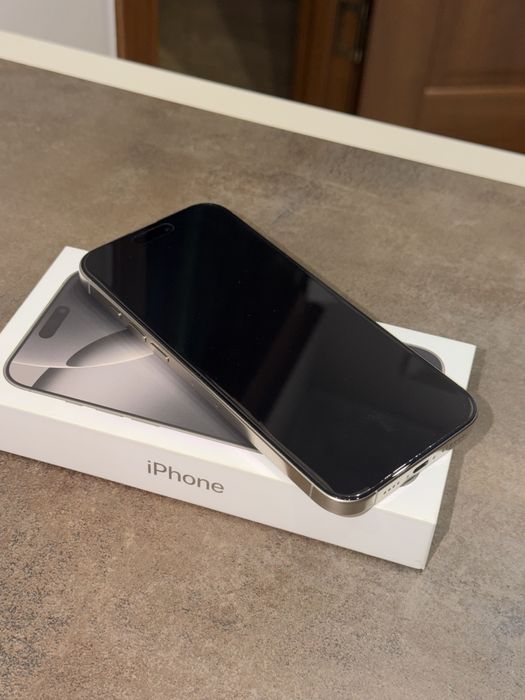 Продам iPhone 16 pro max