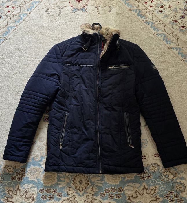 Зимняя куртка фирменная