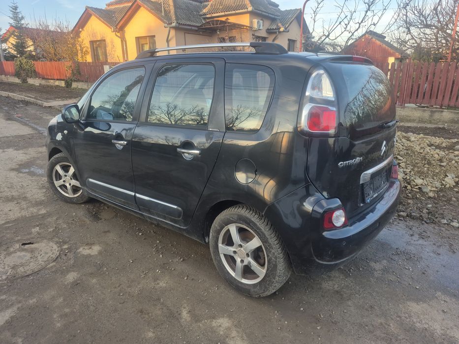 Citroen Picaso/An 2011/1.4Benzina/140000Km/Invarte dar nu porneste