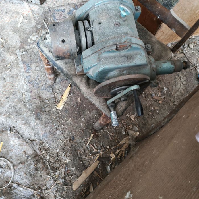 Патрон на фрезерный станок