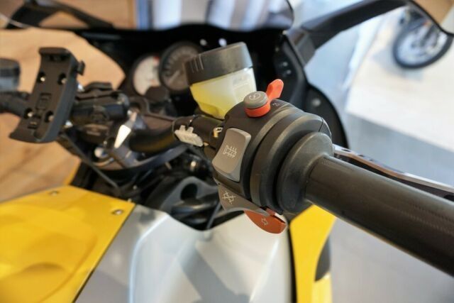 Vand BMW K1200S 2005