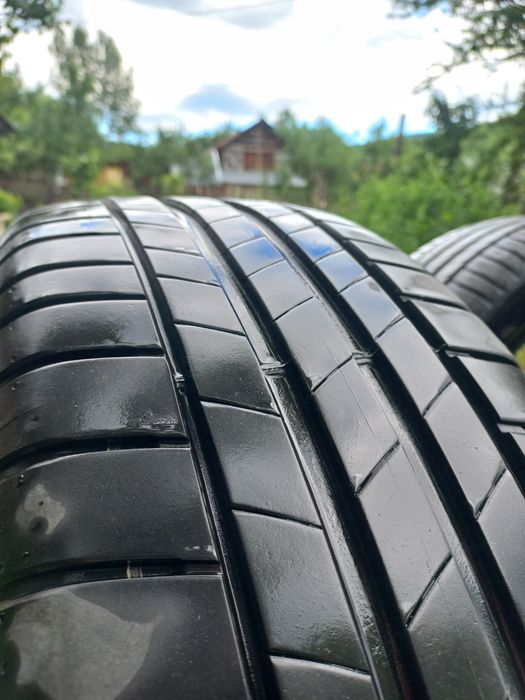 Anvelope Bridgestone Turanza t001 225 60 R17